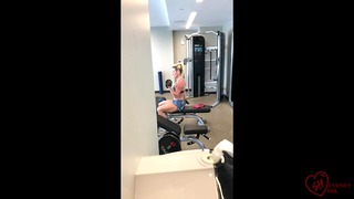 Sydney’s Sneaky Resort Workout