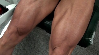 Working Legs In A Gym Pro Workout